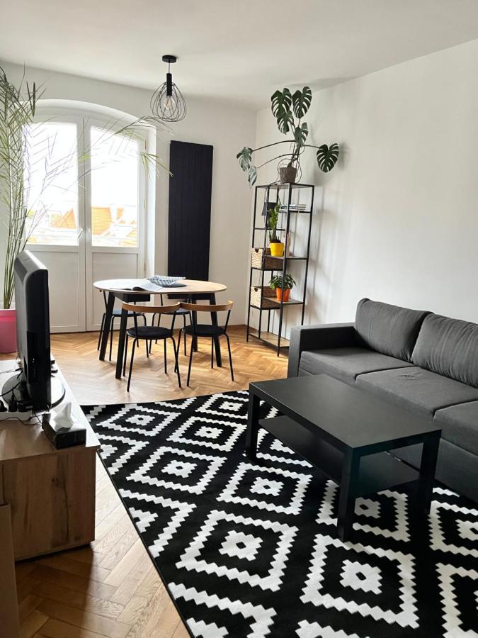 Ohmyhome - Plac Pieciu Rogow - Centrum Warszawa Eksteriør billede