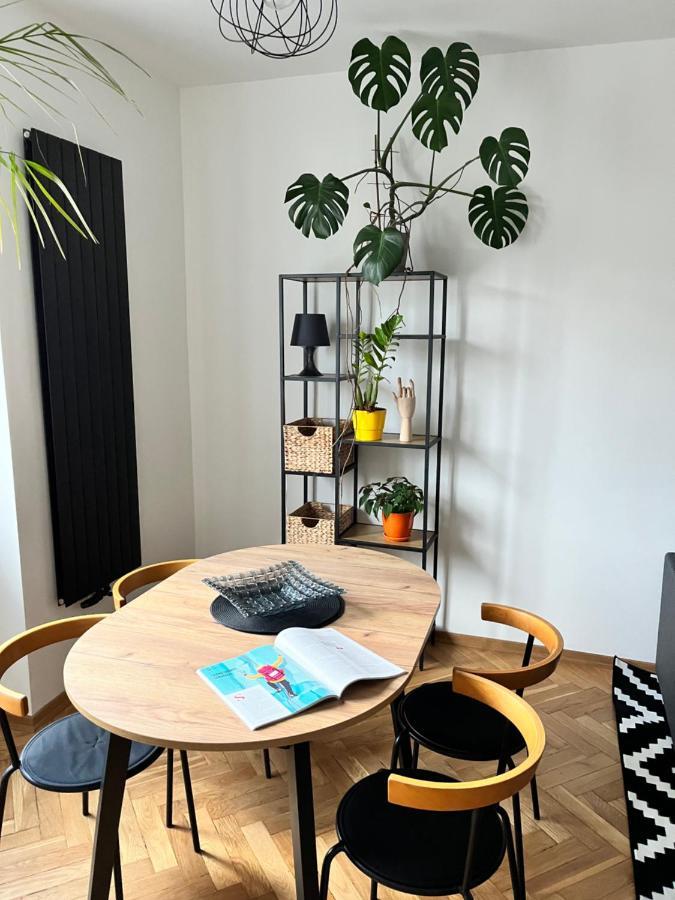 Ohmyhome - Plac Pieciu Rogow - Centrum Warszawa Eksteriør billede